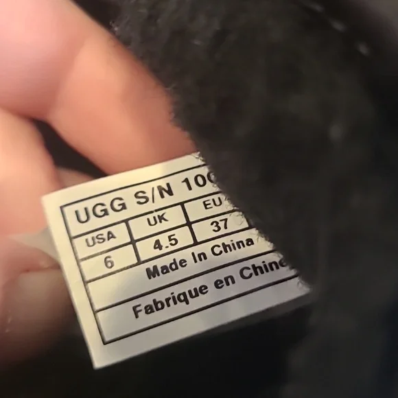 Ugg women's black boots size 6 - Picture 6 of 6